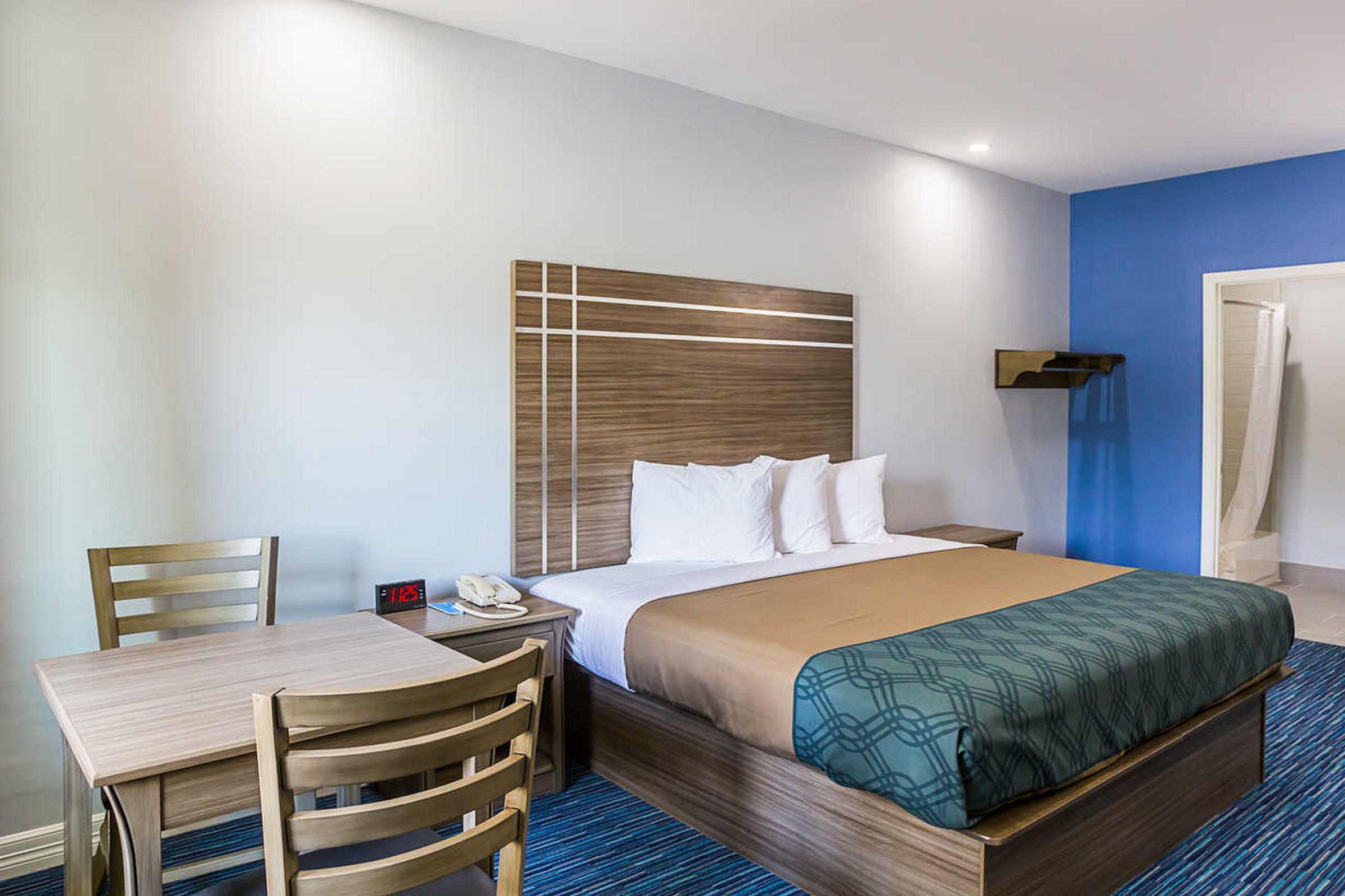 Rodeway Inn & Suites Clarksville Esterno foto