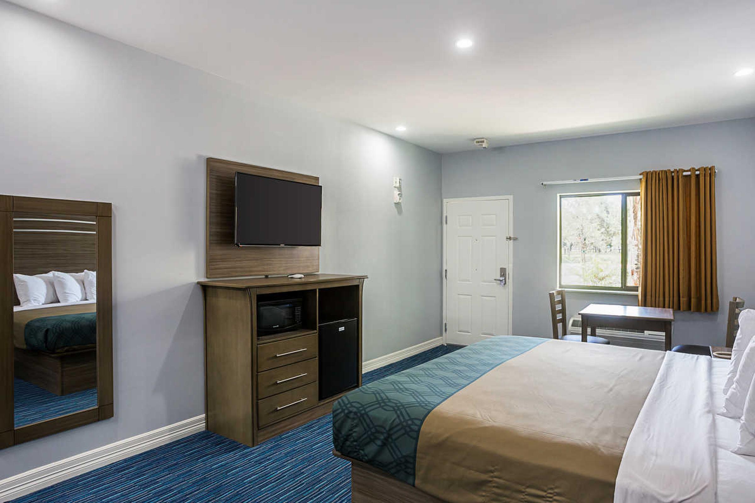 Rodeway Inn & Suites Clarksville Esterno foto