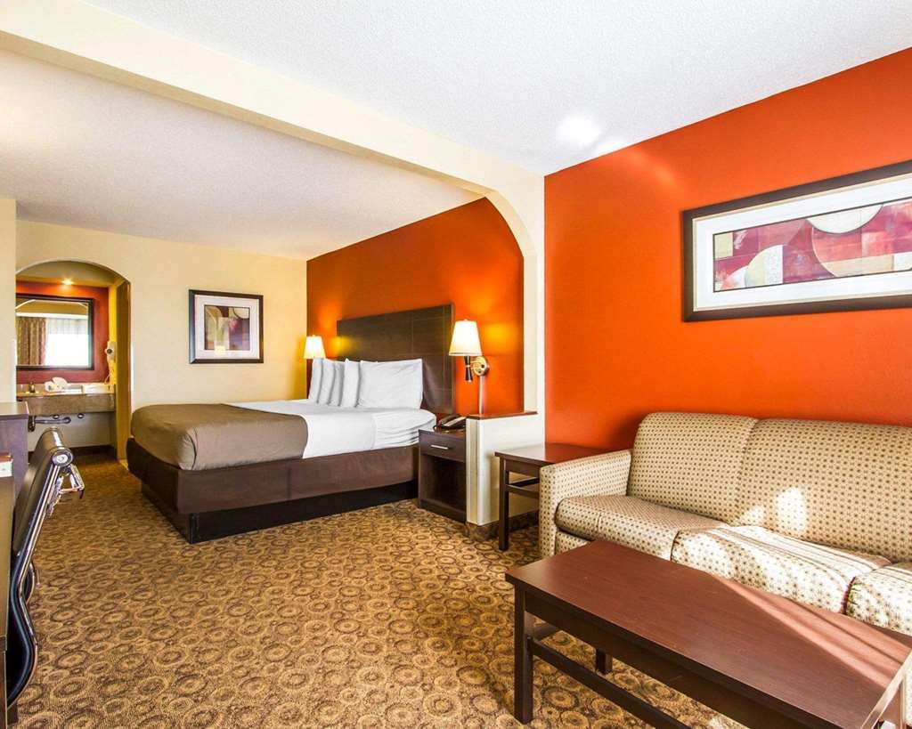 Rodeway Inn & Suites Clarksville Camera foto