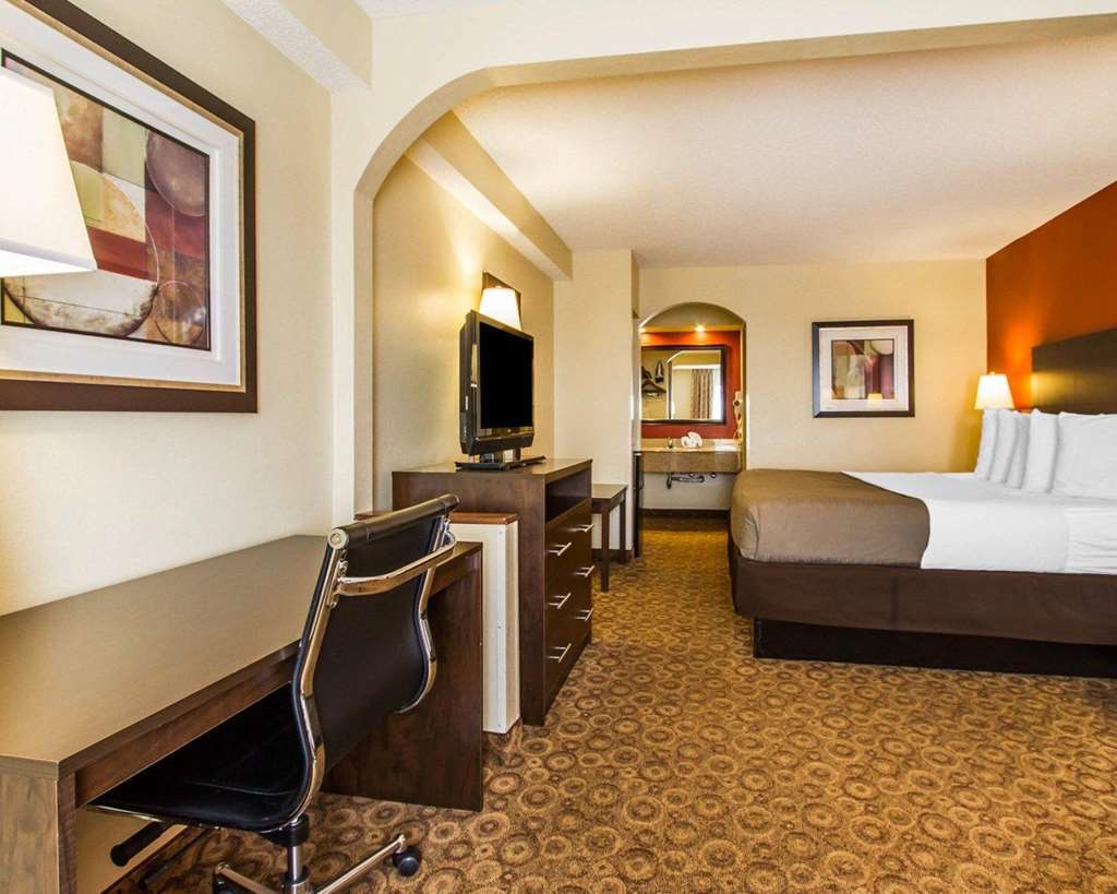 Rodeway Inn & Suites Clarksville Camera foto